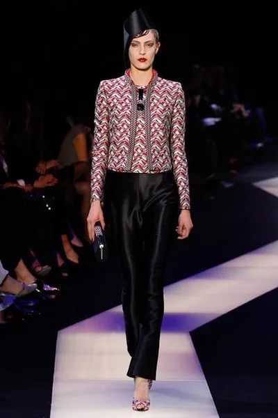 Look 18